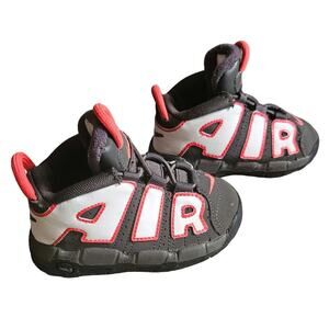 Nike AIR Size 6C Toddler shoes